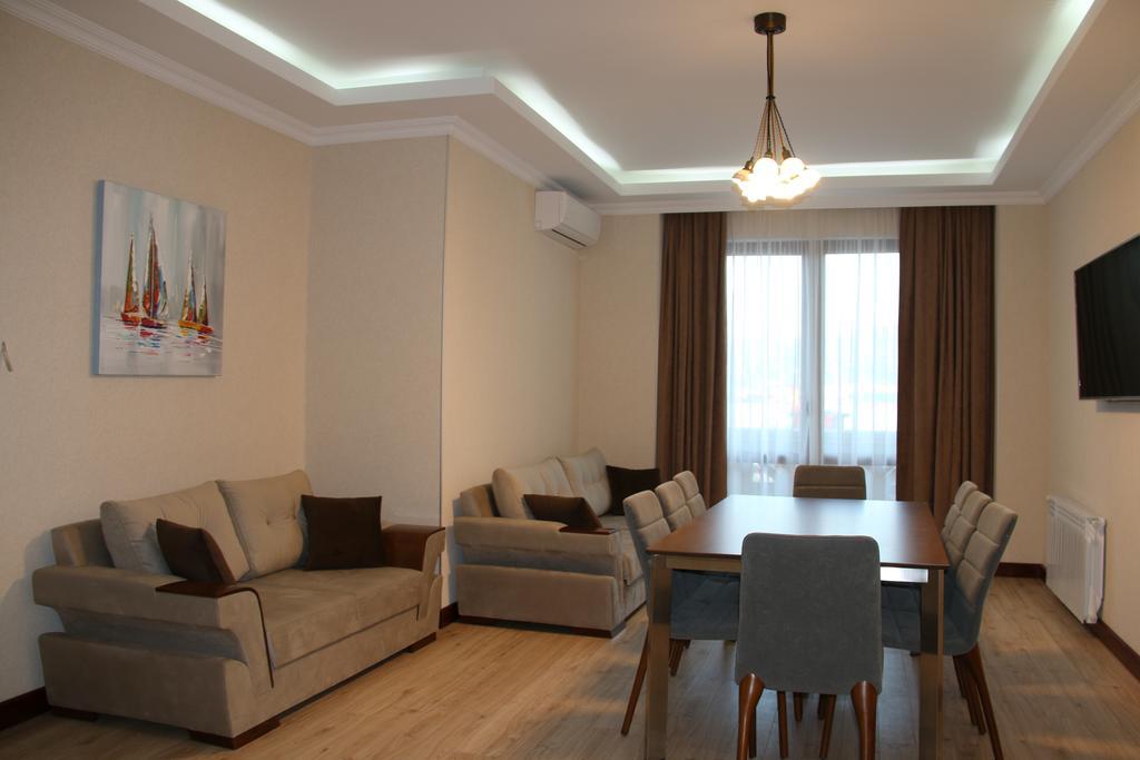 Odisea Apart Hotel Батуми Экстерьер фото