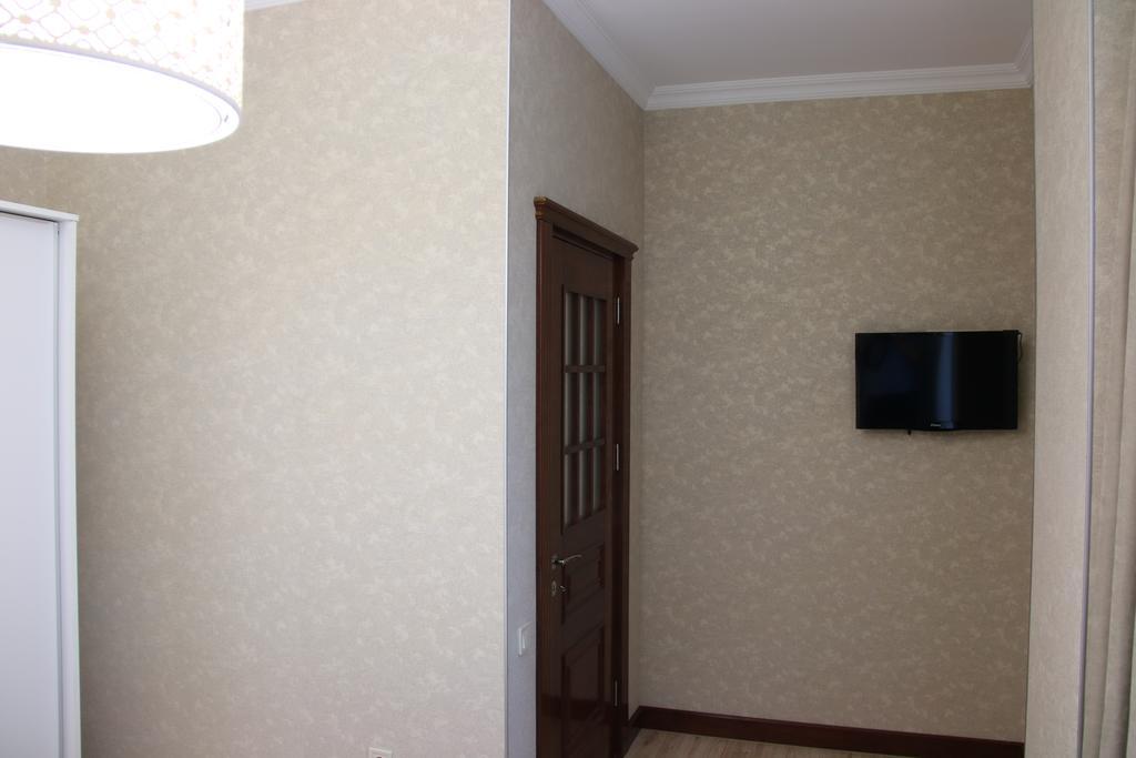 Odisea Apart Hotel Батуми Экстерьер фото