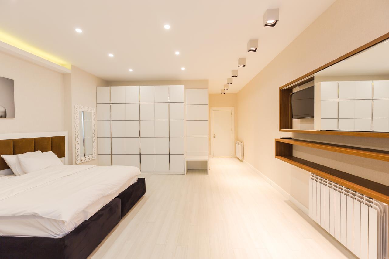 Odisea Apart Hotel Батуми Экстерьер фото