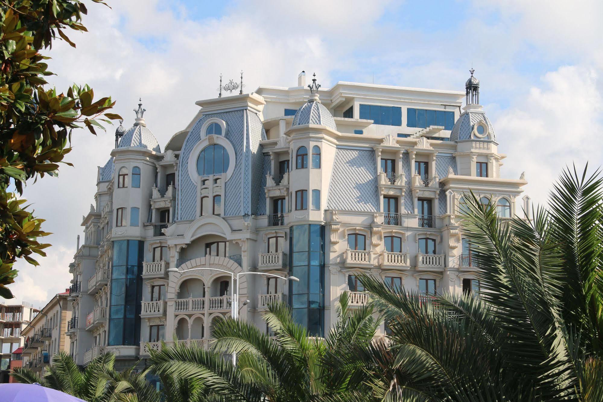 Odisea Apart Hotel Батуми Экстерьер фото