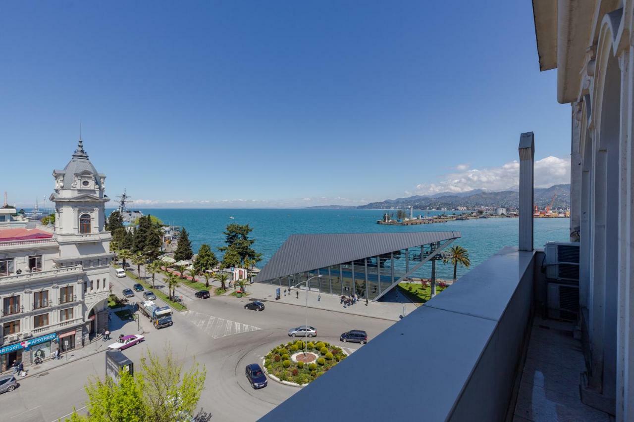 Odisea Apart Hotel Батуми Экстерьер фото