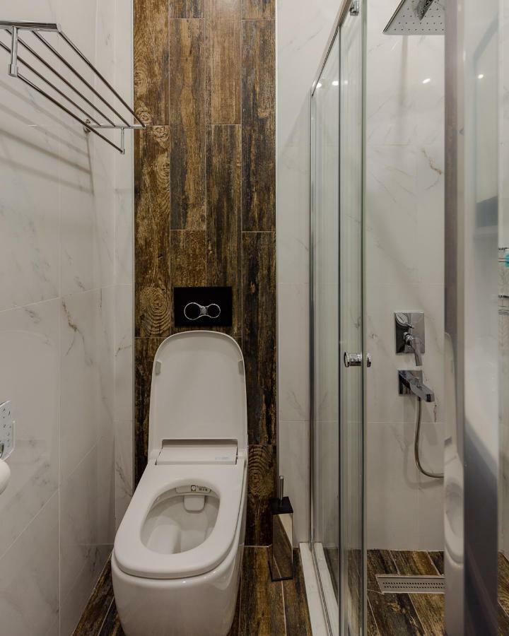 Odisea Apart Hotel Батуми Экстерьер фото