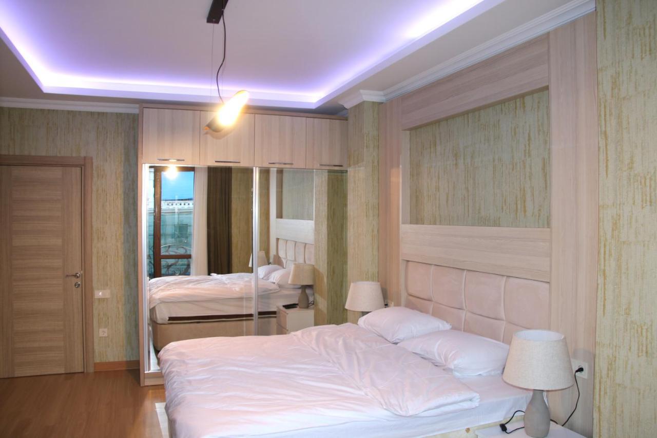 Odisea Apart Hotel Батуми Номер фото